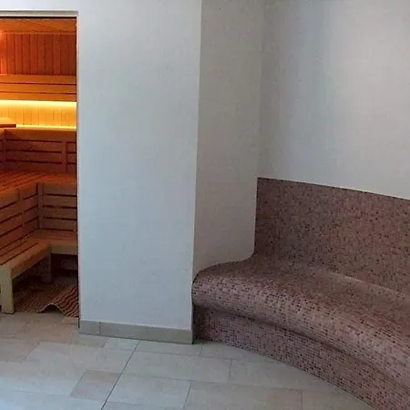 Am Museumshof Апарт-отель Фемарн